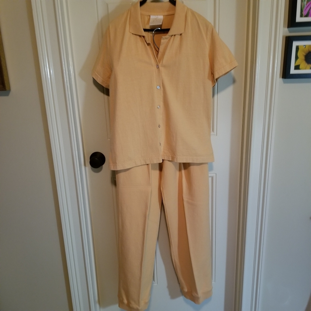 NWT SFCC top and pants. Size Small.